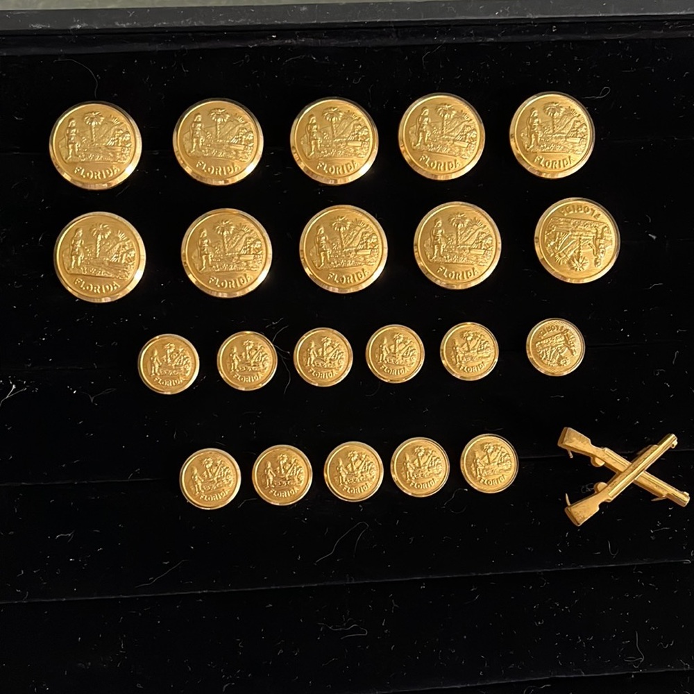 FLORIDA Confederate Uniform Buttons large and Small with Brass Rifle Kepi Badge